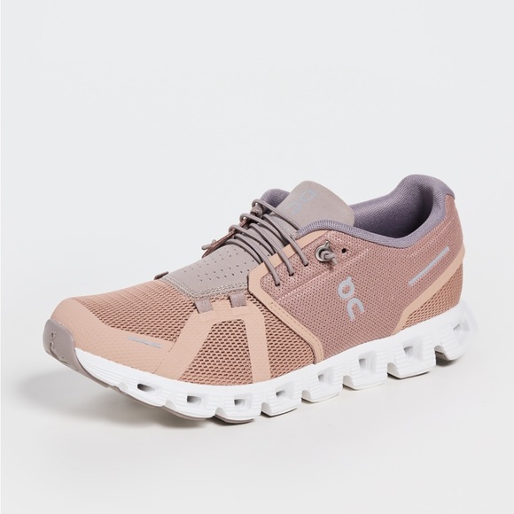 On Running Athletic Shoes - Picture 1 of 6